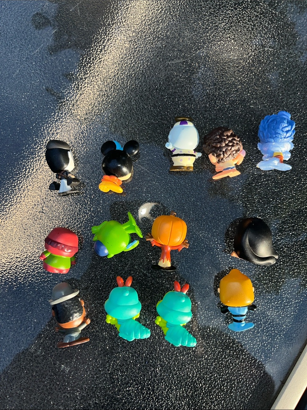Lot of 13 Disney Doorables Mini Figures Collectible - Picture 2 of 4